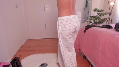 Sandyy online show from 12, 3, 2025