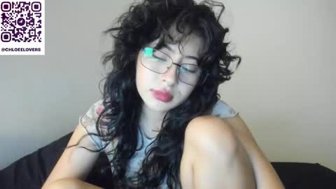 Chloee online show from 1, 5, 2026