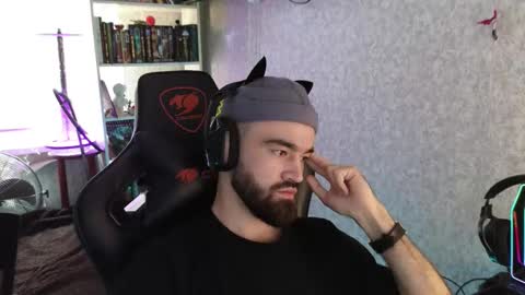 Ask me online show from 9, 10, 2025