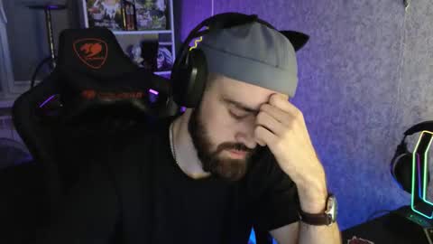 Ask me online show from 22, 10, 2025