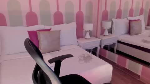 Snapshot of _sharloth chatting on 25, 11, 2025 Sharlot online show from 25, 11, 2025