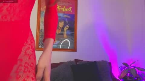 Snapshot of _silvia_vega_ chatting on 9, 4, 2026 _silvia_vega_ online show from 9, 4, 2026