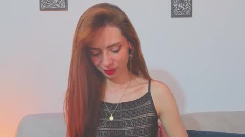 Snapshot of _silvia_vega_ chatting on 10, 5, 2026 _silvia_vega_ online show from 10, 5, 2026