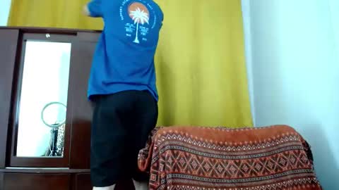 _skyleer_ online show from 2, 11, 2025