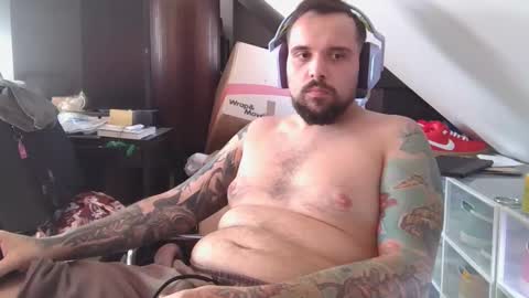 Snapshot of _smiley_bear27 chatting on 11, 10, 2025 _smiley_bear27 online show from 11, 10, 2025