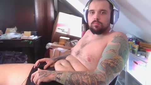 Snapshot of _smiley_bear27 chatting on 15, 10, 2025 _smiley_bear27 online show from 15, 10, 2025