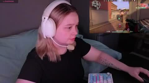 Snapshot of _sofia_adam_ chatting on 8, 7, 2026 pups online show from 8, 7, 2026