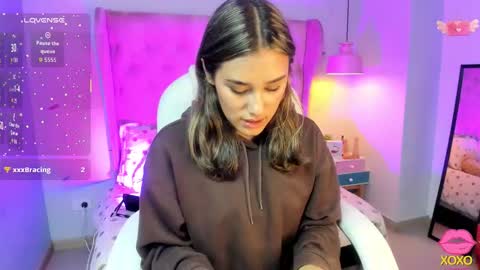 Sophie  online show from 20, 11, 2025