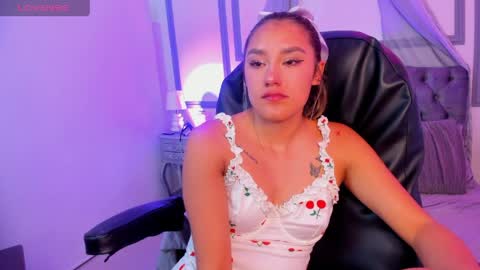 Sophie  online show from 15, 4, 2026