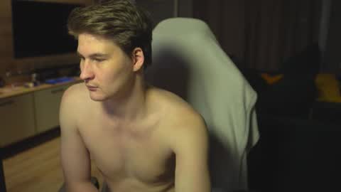 OLIVERpvt is open online show from 17, 11, 2025