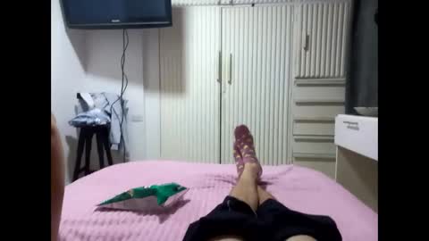 Snapshot of _spider_dick_ chatting on 2, 3, 2025 Alejandro Pinzon online show from 2, 3, 2025