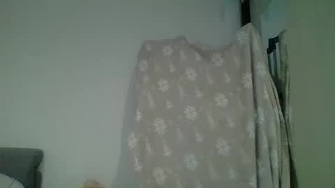 Melisa online show from 12, 11, 2025