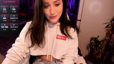 Snapshot of _sserendipityy_ chatting on 13, 9, 2025 _sserendipityy_ online show from 13, 9, 2025