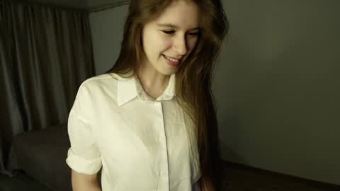 Snapshot of _stella_grace_ chatting on 4, 4, 2026 Stella Grace online show from 4, 4, 2026