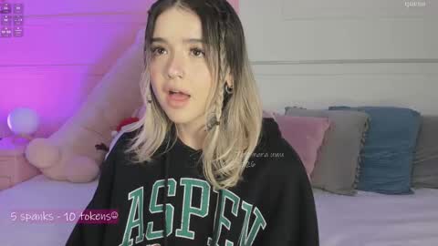 Snapshot of _tammarra_ chatting on 13, 2, 2026 _tammarra_ online show from 13, 2, 2026