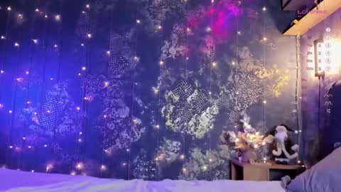 _thenightmoon_ online show from 18, 12, 2025