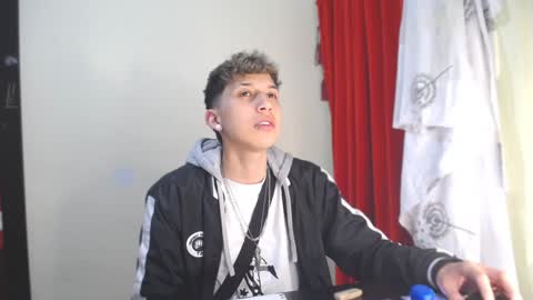 Thomas online show from 8, 1, 2025