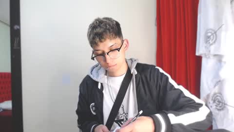 Thomas online show from 8, 1, 2025