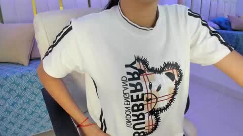 Snapshot of _tinyrousse_ chatting on 8, 2, 2026 Rousse online show from 8, 2, 2026