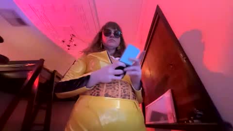 _turb0_tr4sh_ online show from 8, 6, 2026