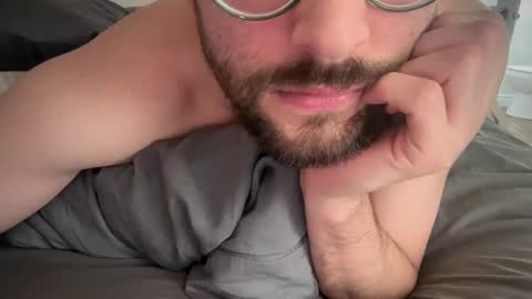 Snapshot of _ur_happy_meal chatting on 23, 2, 2025 DJ online show from 23, 2, 2025