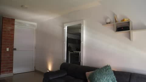 Anastasia Vahos online show from 25, 9, 2025