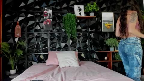 _valentina_69 online show from 23, 10, 2025