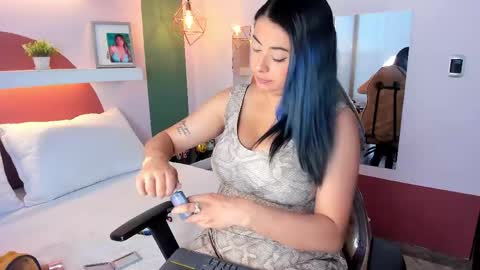Snapshot of _valeryboobs_ chatting on 28, 5, 2026 _valeryboobs_ online show from 28, 5, 2026
