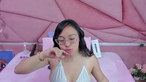 _violeta_18 online show from 4, 10, 2025