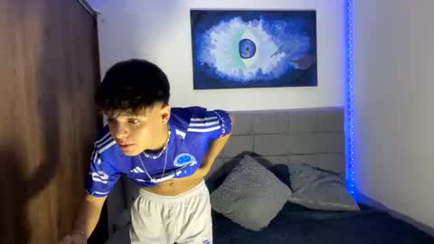 Aron Walker online show from 21, 12, 2024