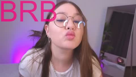 Snapshot of _wendy_evans_ chatting on 5, 2, 2025 Wendy online show from 5, 2, 2025