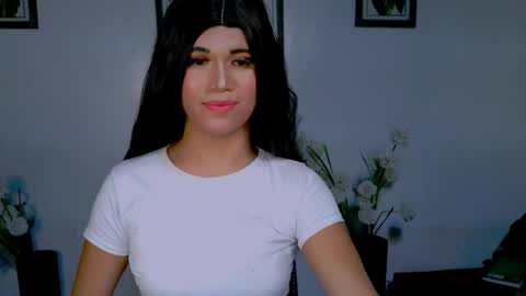 Snapshot of _xxlilly chatting on 29, 4, 2026 _xxlilly online show from 29, 4, 2026