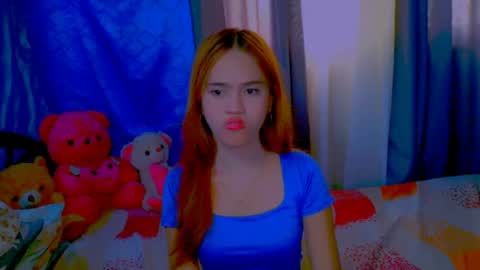 Snapshot of _xxlilly chatting on 18, 5, 2026 _xxlilly online show from 18, 5, 2026