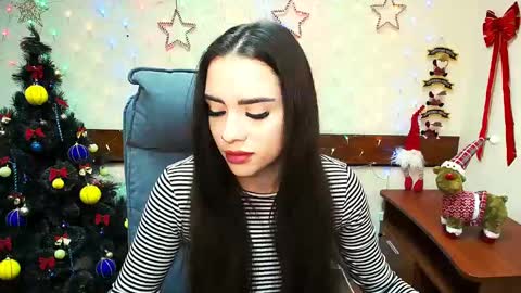 Snapshot of _your_fantasy_girl chatting on 20, 12, 2024 Alisa online show from 20, 12, 2024