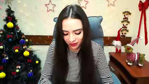 Snapshot of _your_fantasy_girl chatting on 21, 12, 2024 Alisa online show from 21, 12, 2024