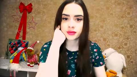 Snapshot of _your_fantasy_girl chatting on 5, 1, 2025 Alisa online show from 5, 1, 2025