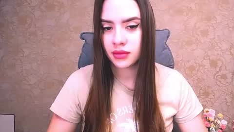 Snapshot of _your_fantasy_girl chatting on 3, 7, 2026 Alisa online show from 3, 7, 2026