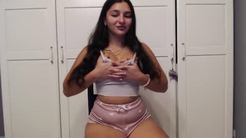 Snapshot of _your_love chatting on 27, 7, 2026 Niki online show from 27, 7, 2026