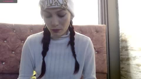 Yuyi online show from 6, 2, 2026