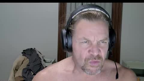 Trisha Monroe Xo and him online show from 25, 2, 2025