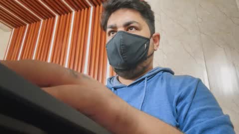 Sleepy owl online show from 31, 10, 2025