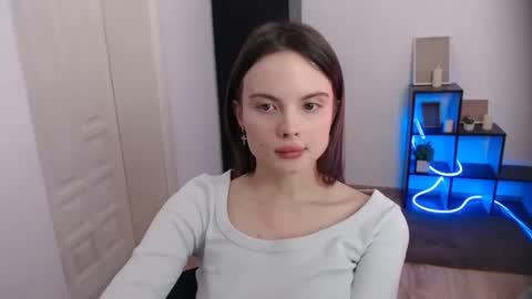 a_ariella_ online show from 21, 12, 2025
