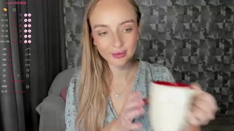 Adelina online show from 3, 10, 2025