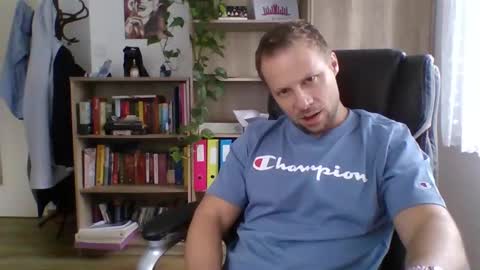 Snapshot of aaaandzzz chatting on 23, 1, 2025 Long distance cumshot online show from 23, 1, 2025