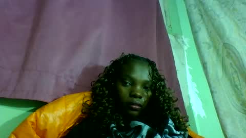 aadienne online show from 25, 6, 2026