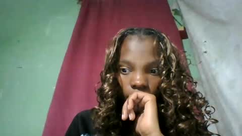 aadienne online show from 29, 6, 2026