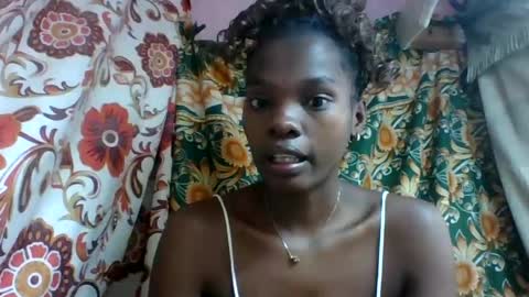 aadienne online show from 7, 7, 2026