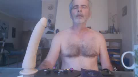 Snapshot of aalex1717 chatting on 16, 6, 2026 Aalex1717 online show from 16, 6, 2026