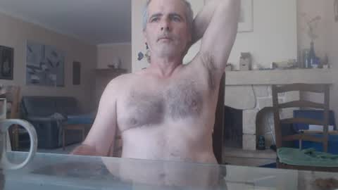 Snapshot of aalex1717 chatting on 17, 6, 2026 Aalex1717 online show from 17, 6, 2026