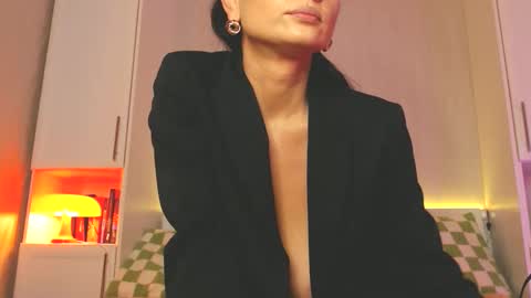 Lea online show from 8, 1, 2025